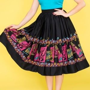 PUG MUSIC BORDER JENNY SKIRT XS